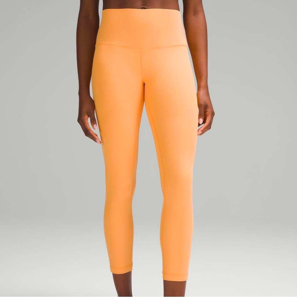 Like new Lululemon Mango Dream Ribbed Align Leggings
